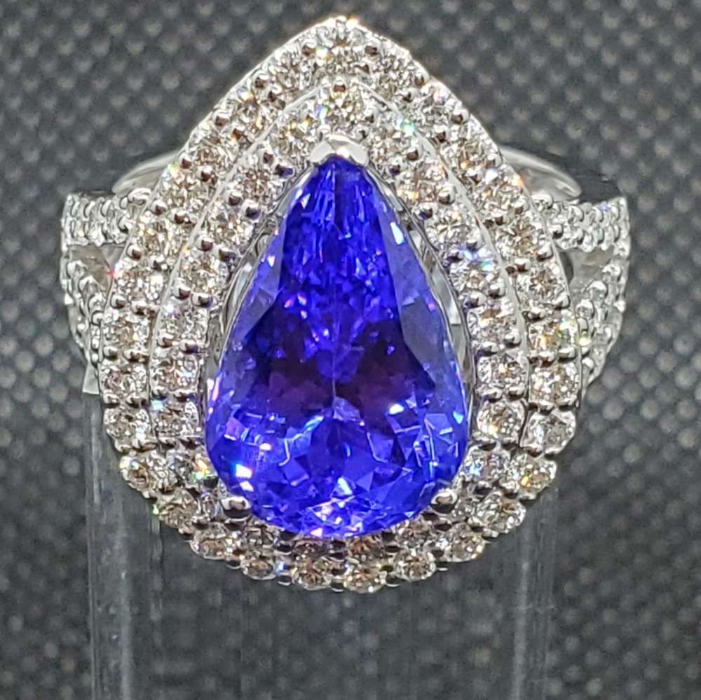 5.85ct Tanzanite and Diamond Cocktail Ring